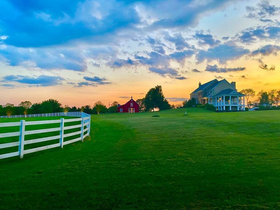 Chestnut Hills Farm Villa Flemington Exterior photo